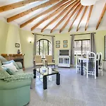 Villa Guzman - Antonio Calpe
