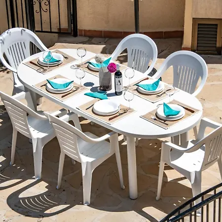 Guzman - Antonio Villa Calp