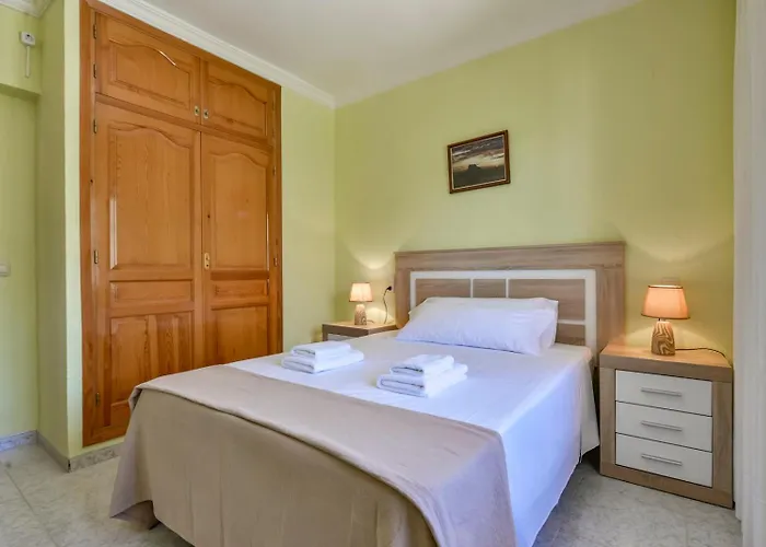 Guzman - Antonio Willa Calpe