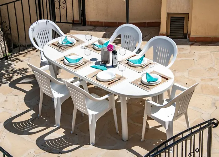 Guzman - Antonio Villa Calpe