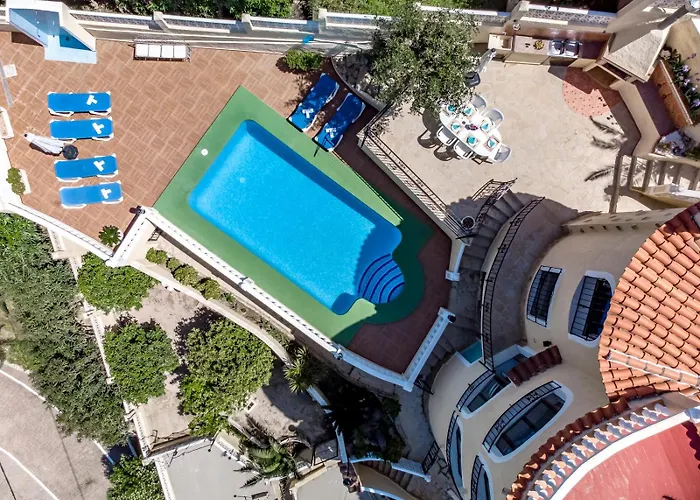 Villa Guzman - Antonio